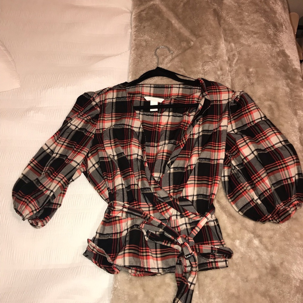 H&M Wrap Top - Picture 2 of 3